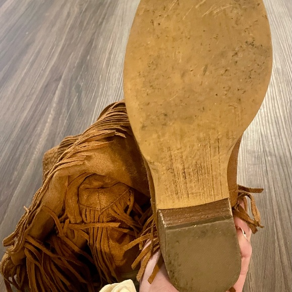 Vintage boho fringe boots - Picture 3 of 7